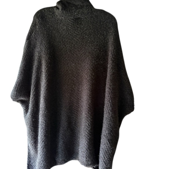 Cejon Black Knit Poncho Turtleneck One Size NWT - Picture 2 of 6